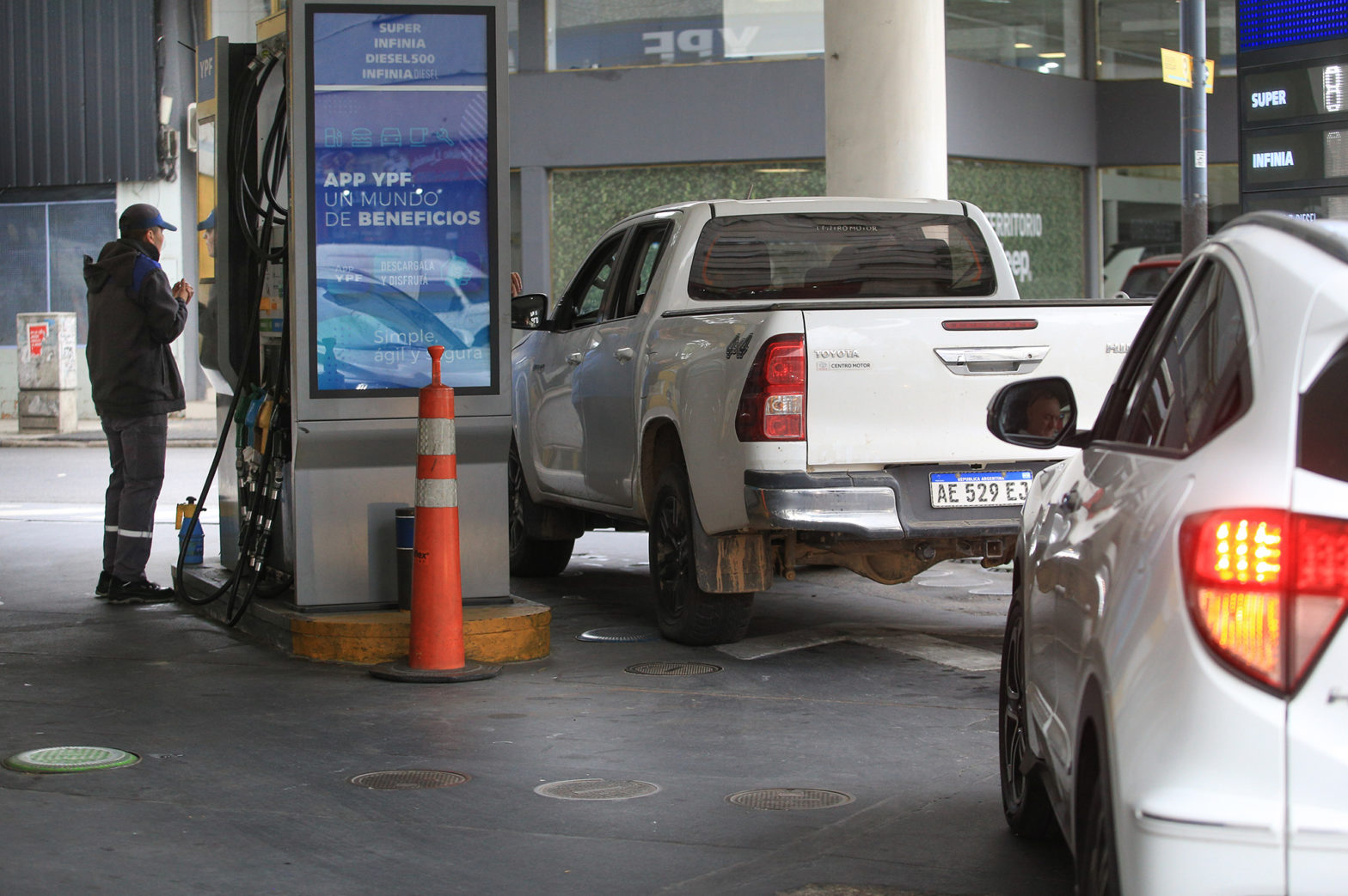 Llenar el tanque será más caro