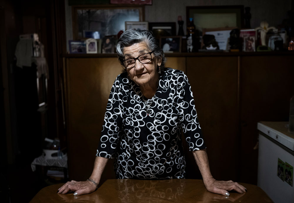 «Nuestra vida es resistir, educar»