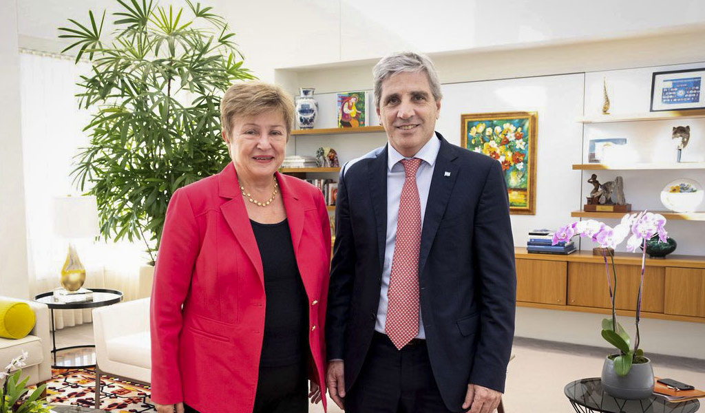 Alineados y endeudados