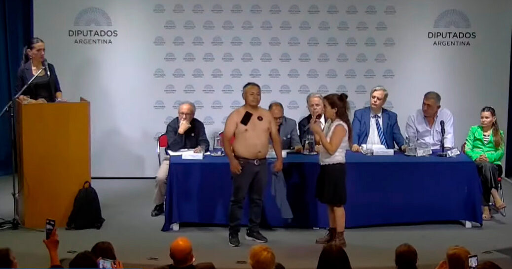 Antivacunas al poder