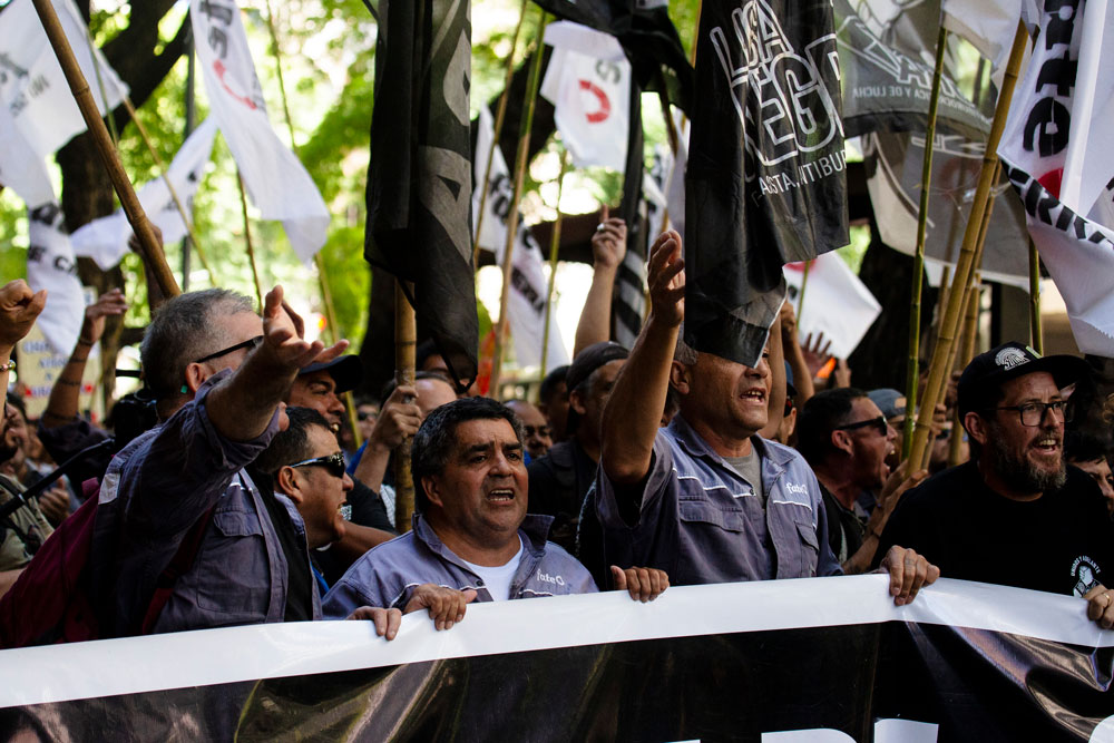 Marzo, el país y las calles