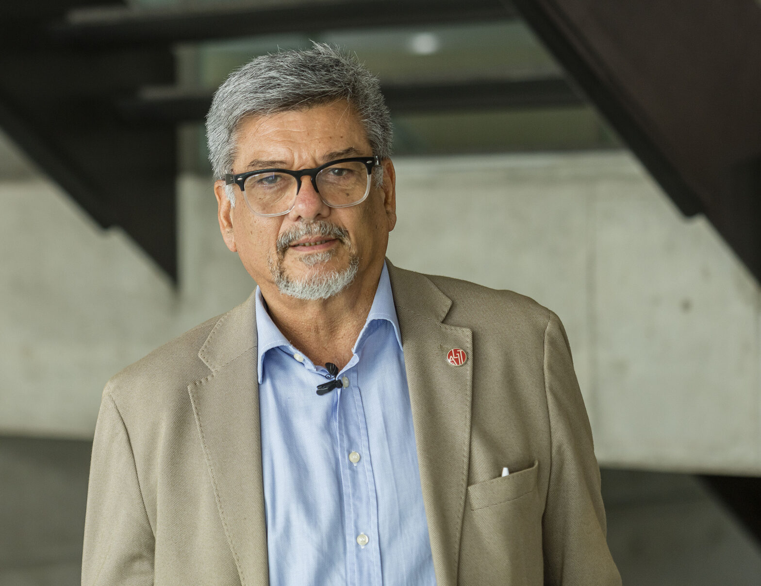 Roberto Pompa. «La reforma nos retrocede al siglo XIX»