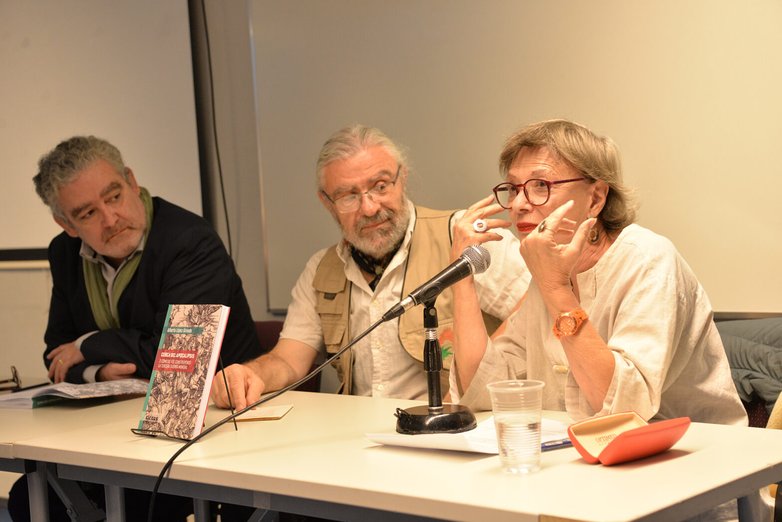 «Cerca del apocalipsis», nuevo libro de Alberto López Girondo