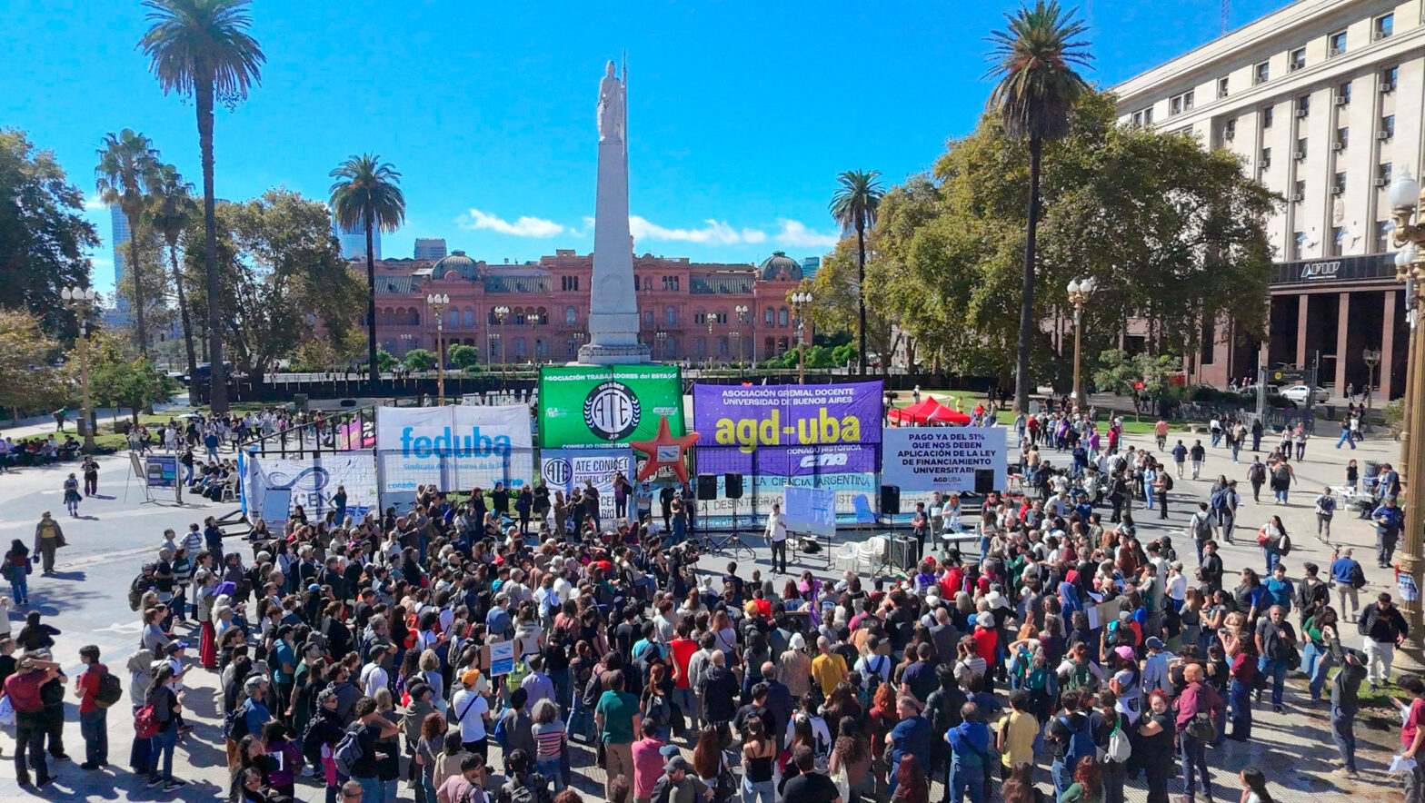La hojarasca no tapa el ajuste